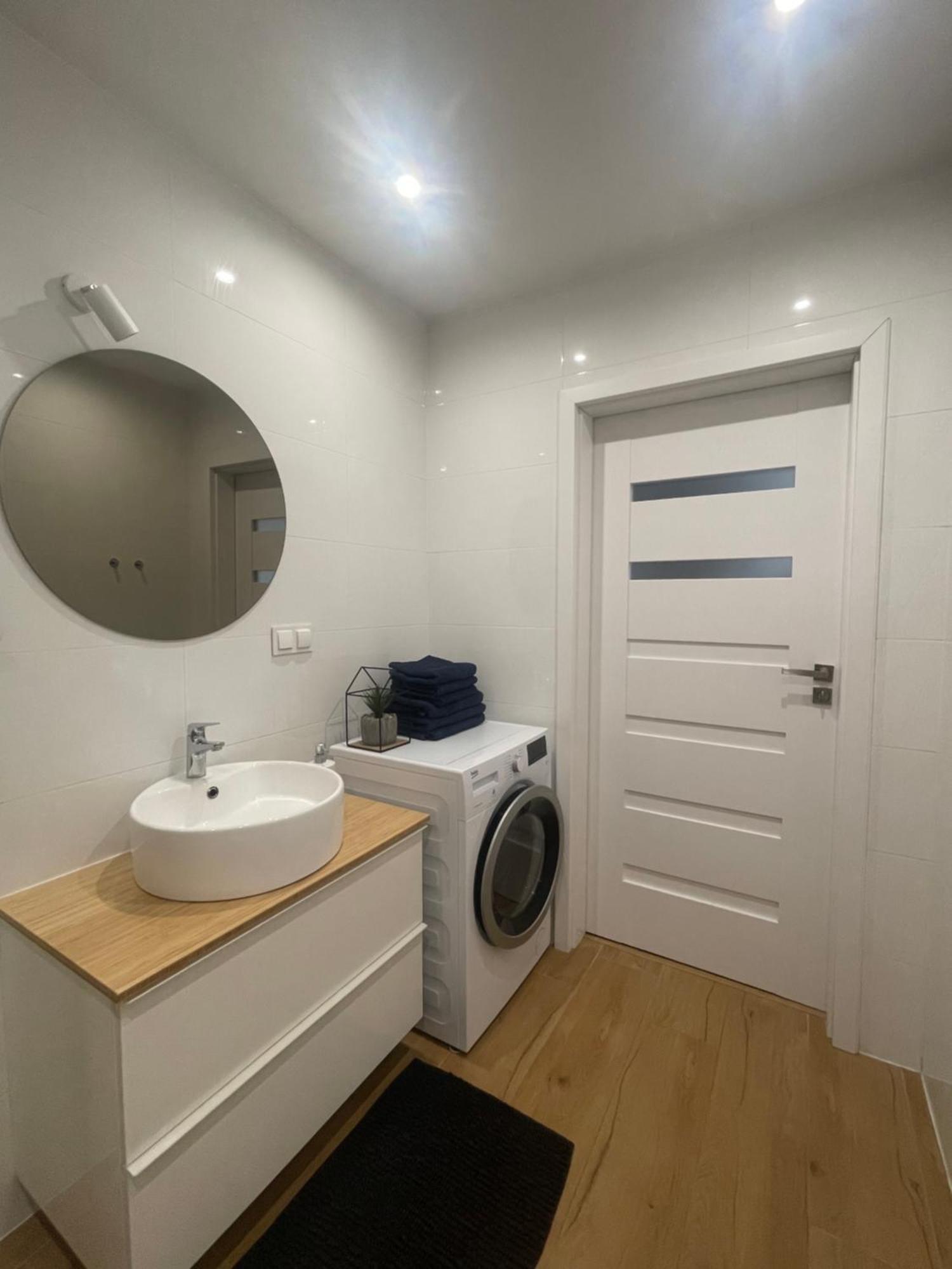 Apartament W Centrum Gdyni Gdynia Exteriör bild